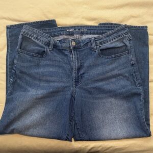 Old Navy High-Rise Wow Loose Jeans